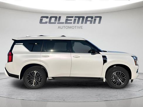 New 2026 Nissan Armada SL w/ Captain's Chari Seat Package AWD/4WD image 4