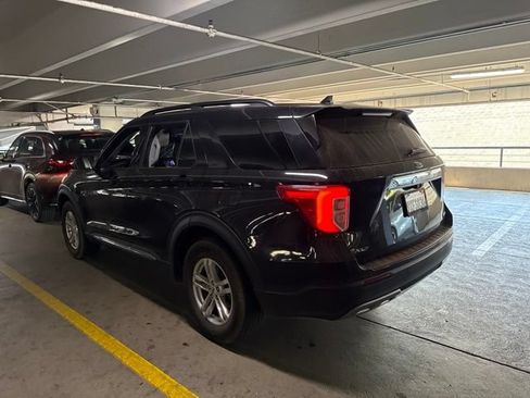 Used 2023 Ford Explorer XLT w/ Equipment Group 202A AWD/4WD image 5