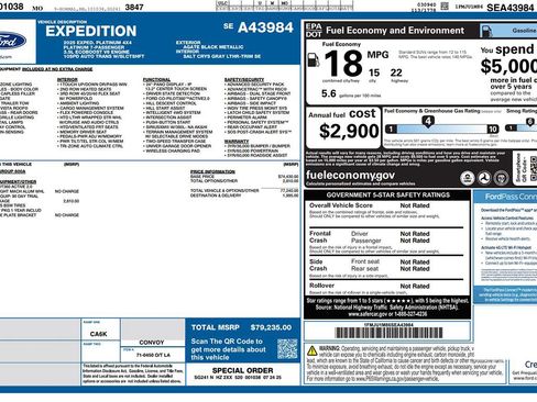 Used 2025 Ford Expedition Platinum w/ Driver's Package AWD/4WD image 2