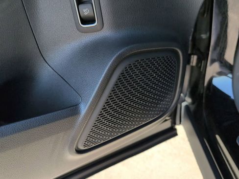 Used 2024 Mercedes-Benz GLA 250 4MATIC image 23