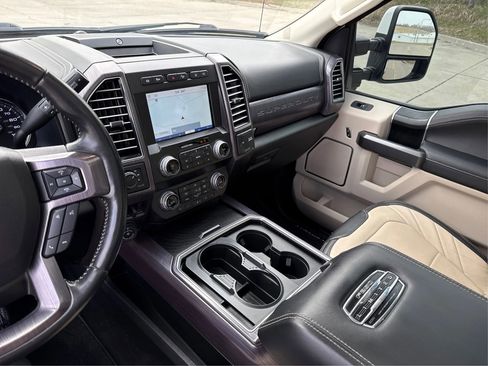 Used 2020 Ford F250 Limited image 16