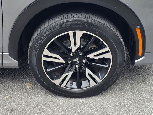 Used 2024 Mitsubishi Eclipse Cross SEL AWD/4WD image 24