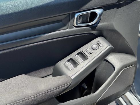 Used 2025 Honda Civic Sport image 9