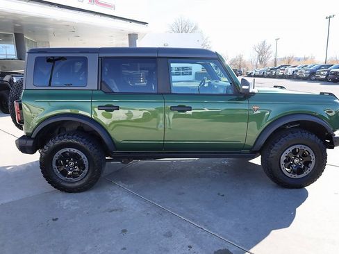Used 2023 Ford Bronco Badlands AWD/4WD image 7