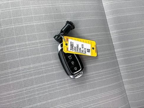 Used 2022 Hyundai Kona SEL FWD image 34