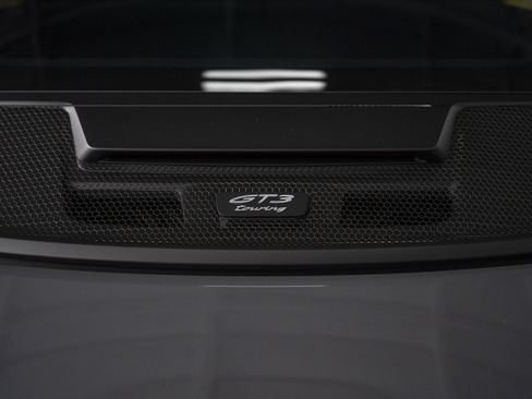 Used 2025 Porsche 911 GT3 RWD image 15