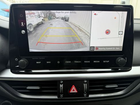 Used 2023 Kia Forte GT-Line w/ GT-Line Premium Package image 17