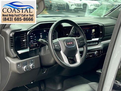 Used 2025 GMC Sierra 1500 SLT RWD image 6