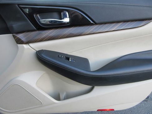 Used 2016 Nissan Maxima Platinum image 24