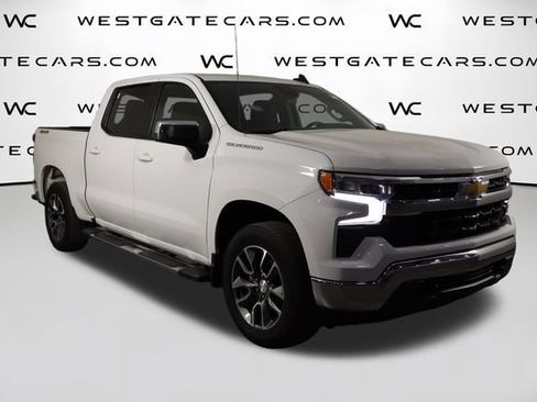 Used 2023 Chevrolet Silverado 1500 LT AWD/4WD image 40