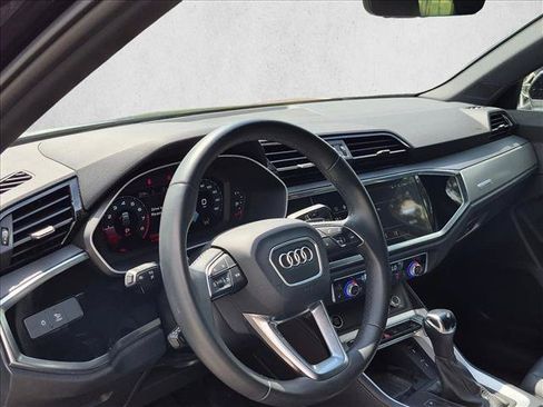 Used 2024 Audi Q3 2.0T Premium AWD/4WD image 9