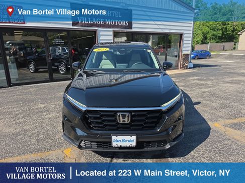 Used 2023 Honda CR-V EX image 2