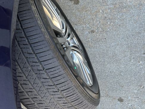 Certified 2022 Toyota Venza Limited w/ Advanced Technology Package image 10