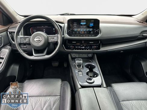 Used 2022 Nissan Rogue Platinum w/ Head-Up Display Package AWD/4WD image 15