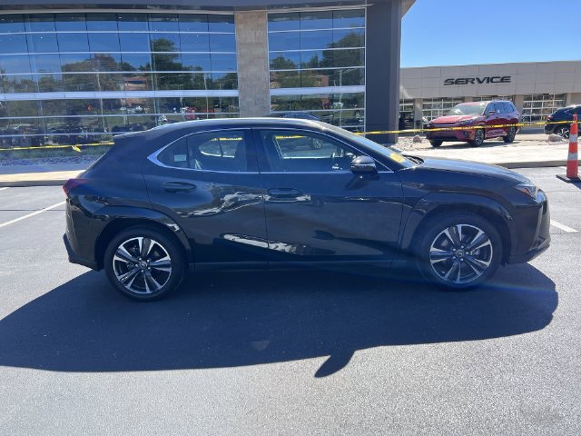 Certified 2025 Lexus UX 300h AWD w/ Accessory Package (Z1) image 2