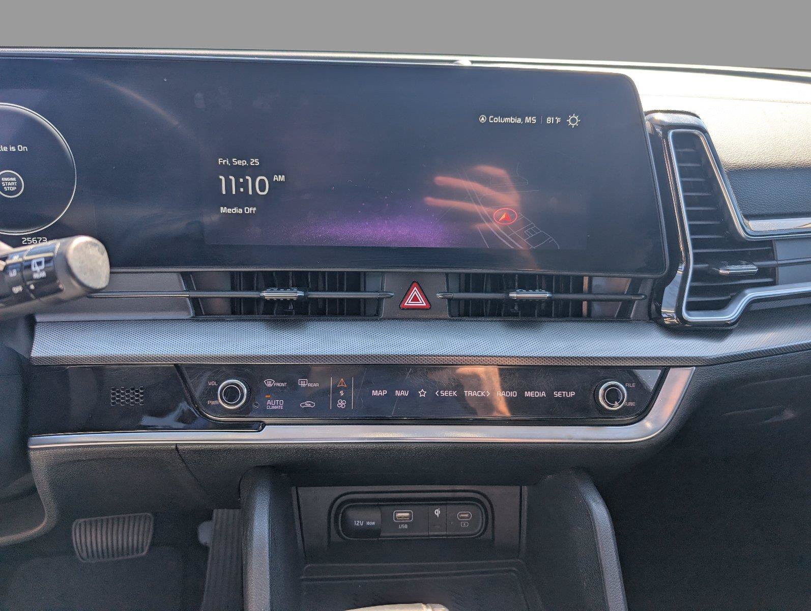 Used 2025 Kia Sportage SX FWD image 18