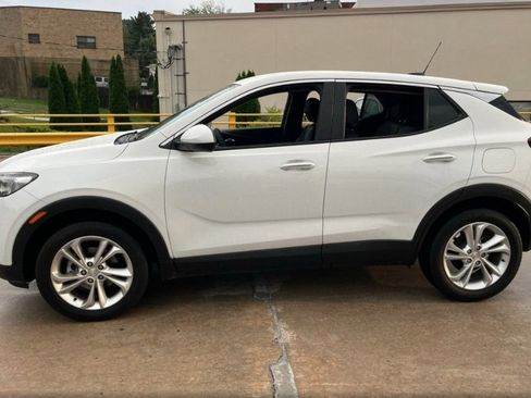 Used 2022 Buick Encore GX Preferred w/ Cold Weather Comfort Package AWD/4WD image 11