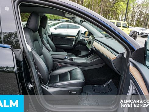 Used 2024 Tesla Model Y Long Range image 23