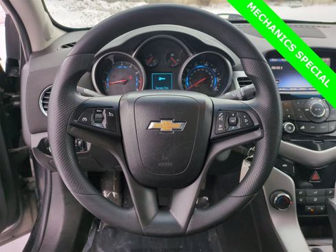 Used 2016 Chevrolet Cruze LT image 21