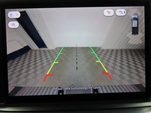 Used 2025 Ford F250 Platinum image 15