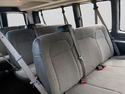 Used 2023 Chevrolet Express 3500 LT w/ LT Preferred Equipment Group RWD image 18