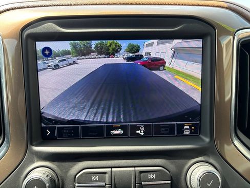 Used 2022 Chevrolet Silverado 2500 High Country AWD/4WD image 26
