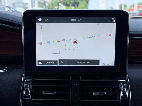 Used 2019 Lincoln Navigator L Reserve AWD/4WD image 51