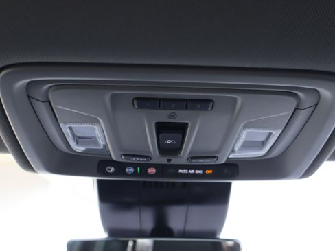 Used 2025 Chevrolet Silverado 2500 LT w/ Trail Boss Package image 31