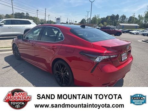 Used 2022 Toyota Camry XSE image 5