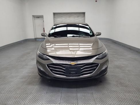 Used 2020 Chevrolet Malibu LT FWD image 14