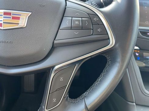 Used 2019 Cadillac XT5 Premium Luxury FWD image 21