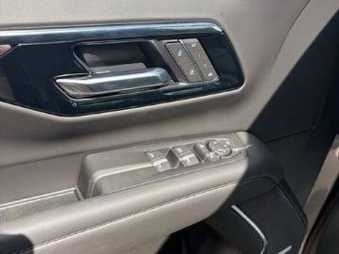 New 2026 Chevrolet Tahoe Z71 w/ Comfort Package AWD/4WD image 9