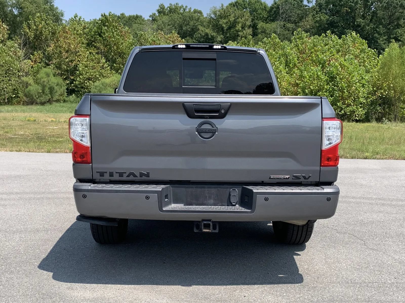 Used 2019 Nissan Titan SV w/ SV Convenience Package RWD image 6