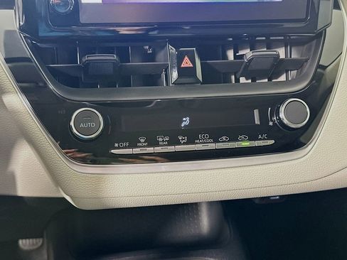 Used 2026 Toyota Corolla LE image 16