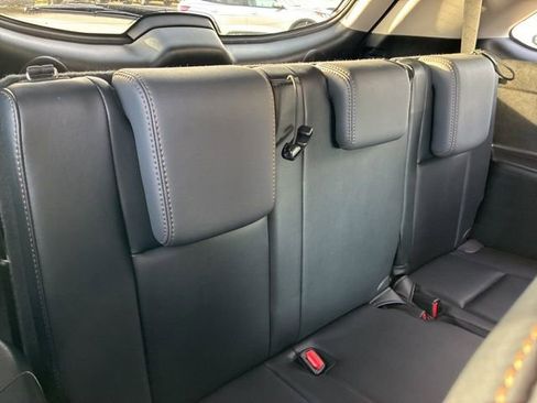 Used 2016 Toyota Highlander Limited image 33