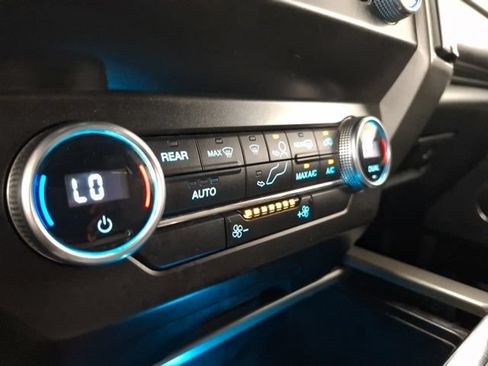 Used 2020 Ford Expedition XLT RWD image 28
