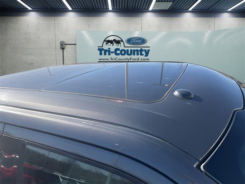 Used 2015 Ford F150 Lariat image 8