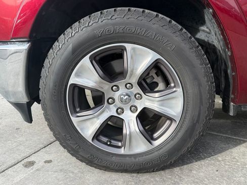 Used 2019 RAM 1500 Laramie image 26