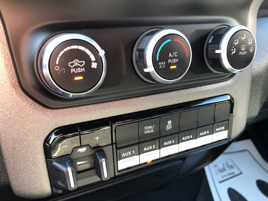 Used 2023 RAM 2500 Tradesman AWD/4WD image 31