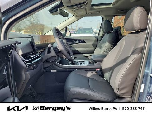 New 2026 Kia Carnival SX Prestige FWD image 13