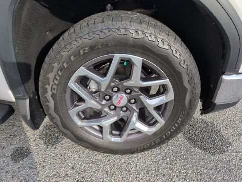 Used 2023 GMC Sierra 1500 SLT w/ SLT Premium Plus Package image 10