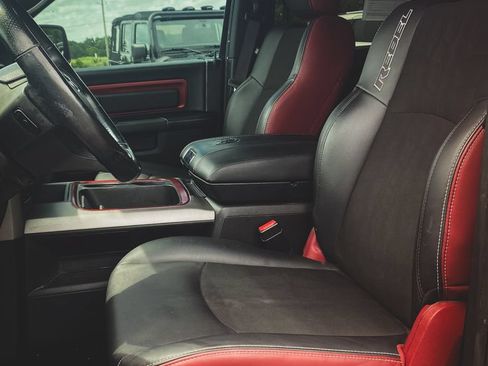 Used 2017 RAM 1500 Rebel AWD/4WD image 27