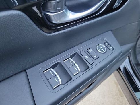Used 2025 Honda CR-V EX-L image 13