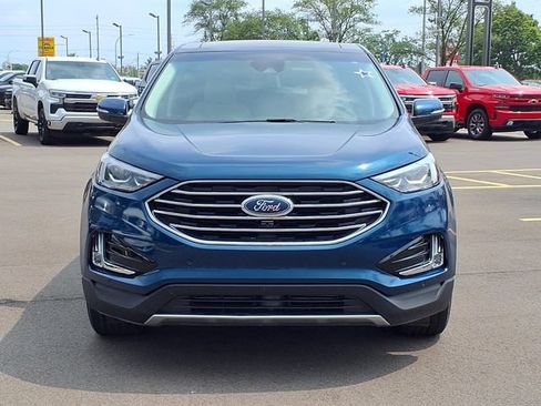 Used 2020 Ford Edge Titanium w/ Equipment Group 301A AWD/4WD image 27