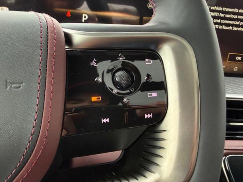 New 2026 INFINITI QX80 Autograph w/ Premium Cargo Package image 17