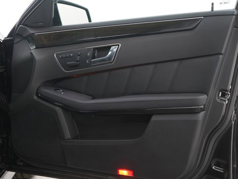 Used 2010 Mercedes-Benz E 63 AMG Sedan image 11