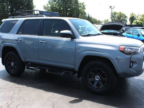 Used 2021 Toyota 4Runner Trail Special Edition AWD/4WD image 28