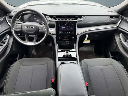 New 2026 Jeep Grand Cherokee Laredo RWD image 16