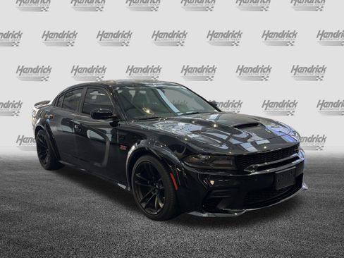 Used 2020 Dodge Charger Scat Pack image 2