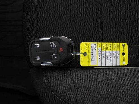 Used 2021 GMC Sierra 1500 Elevation w/ Preferred Package image 7